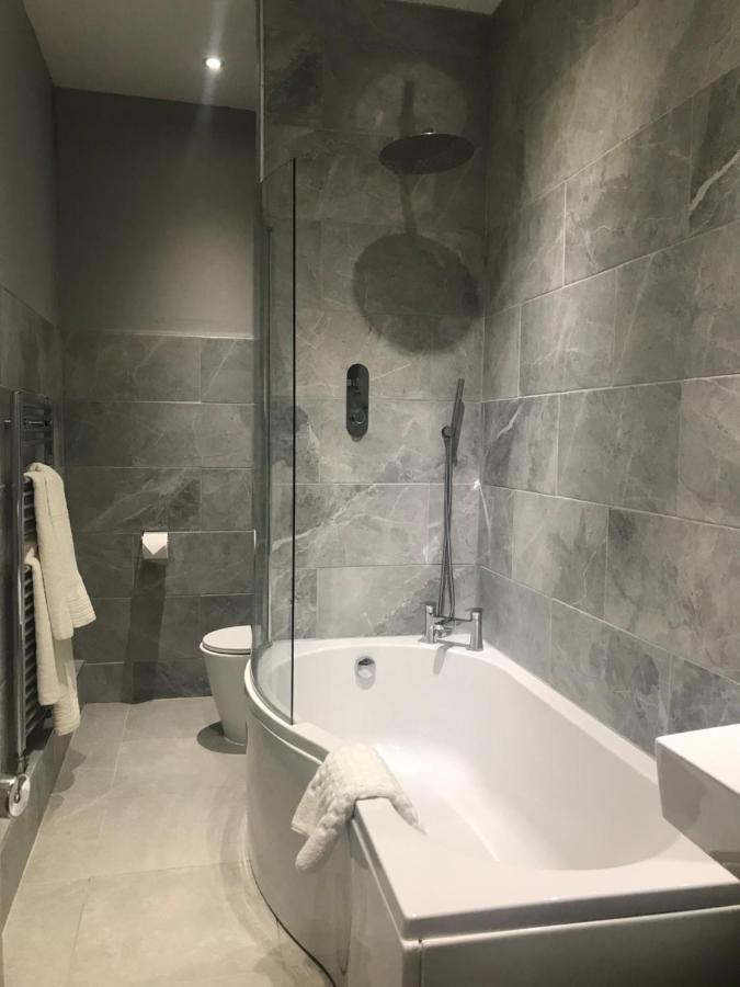 Clarence Court Hotel Cheltenham Kültér fotó