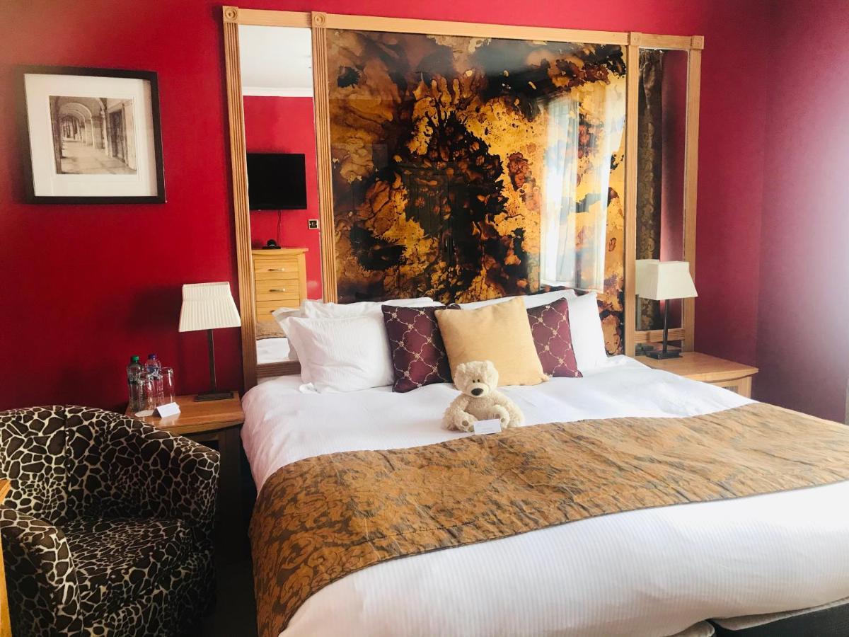 Clarence Court Hotel Cheltenham Kültér fotó