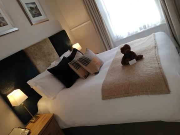 Clarence Court Hotel Cheltenham Kültér fotó
