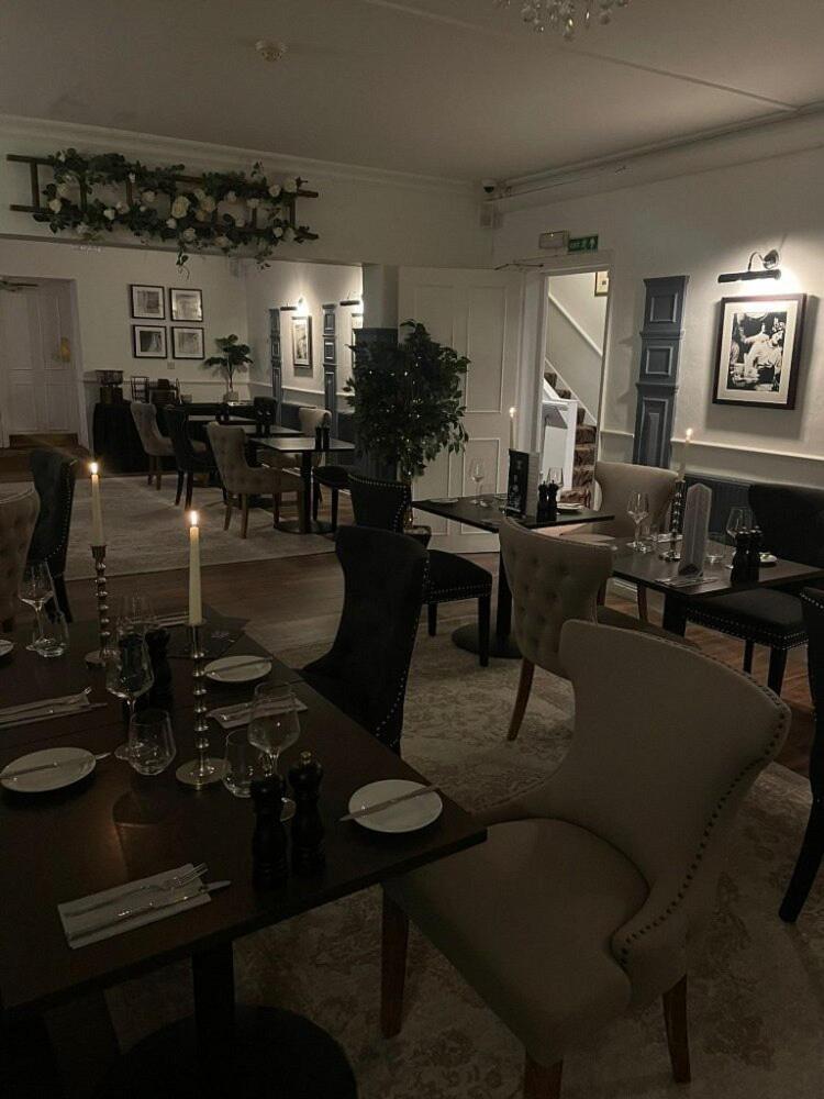 Clarence Court Hotel Cheltenham Kültér fotó