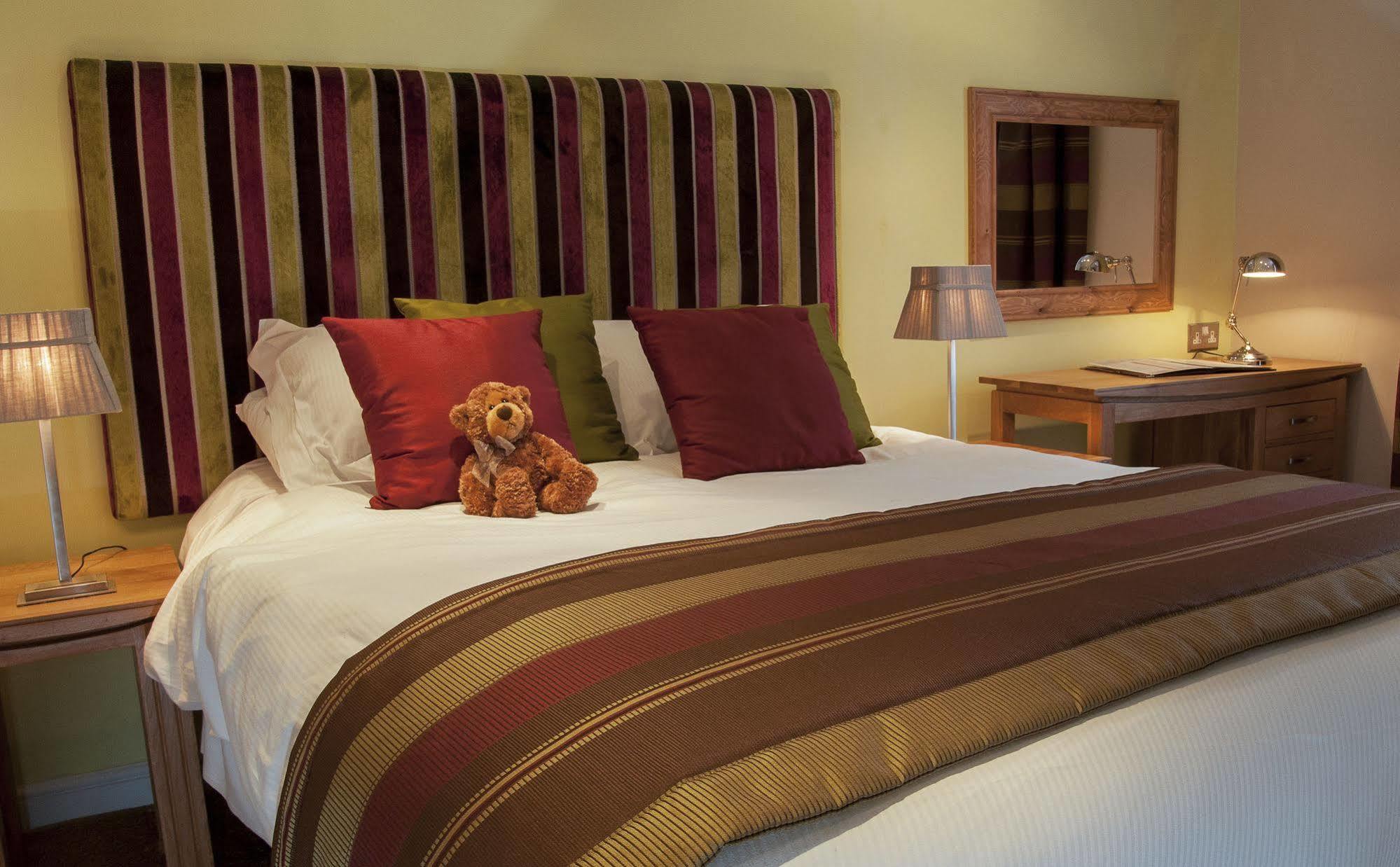 Clarence Court Hotel Cheltenham Kültér fotó